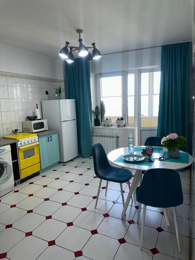 Apart 13 Алматы Экстерьер фото