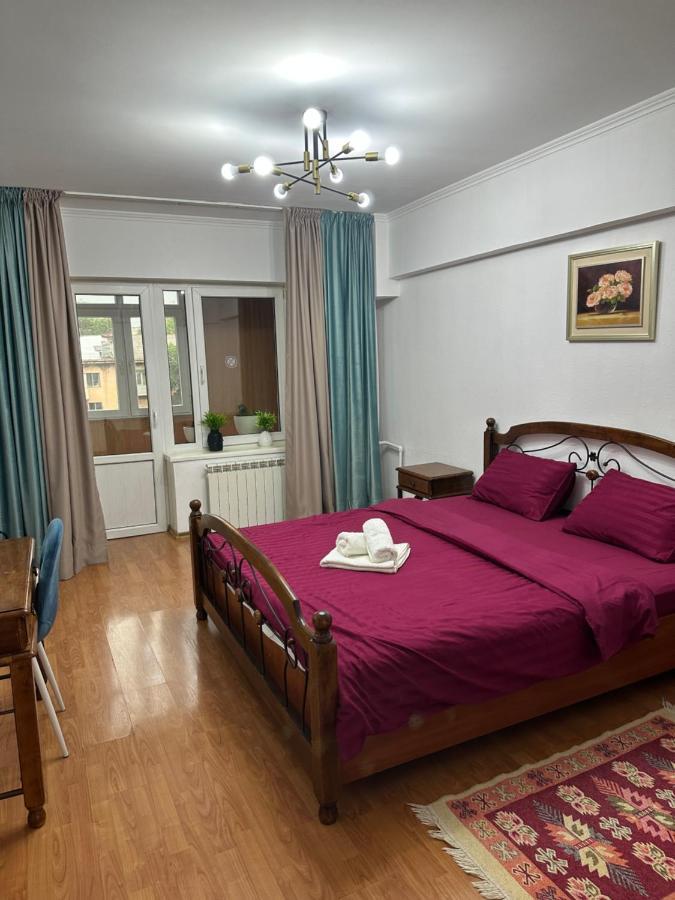 Apart 13 Алматы Экстерьер фото