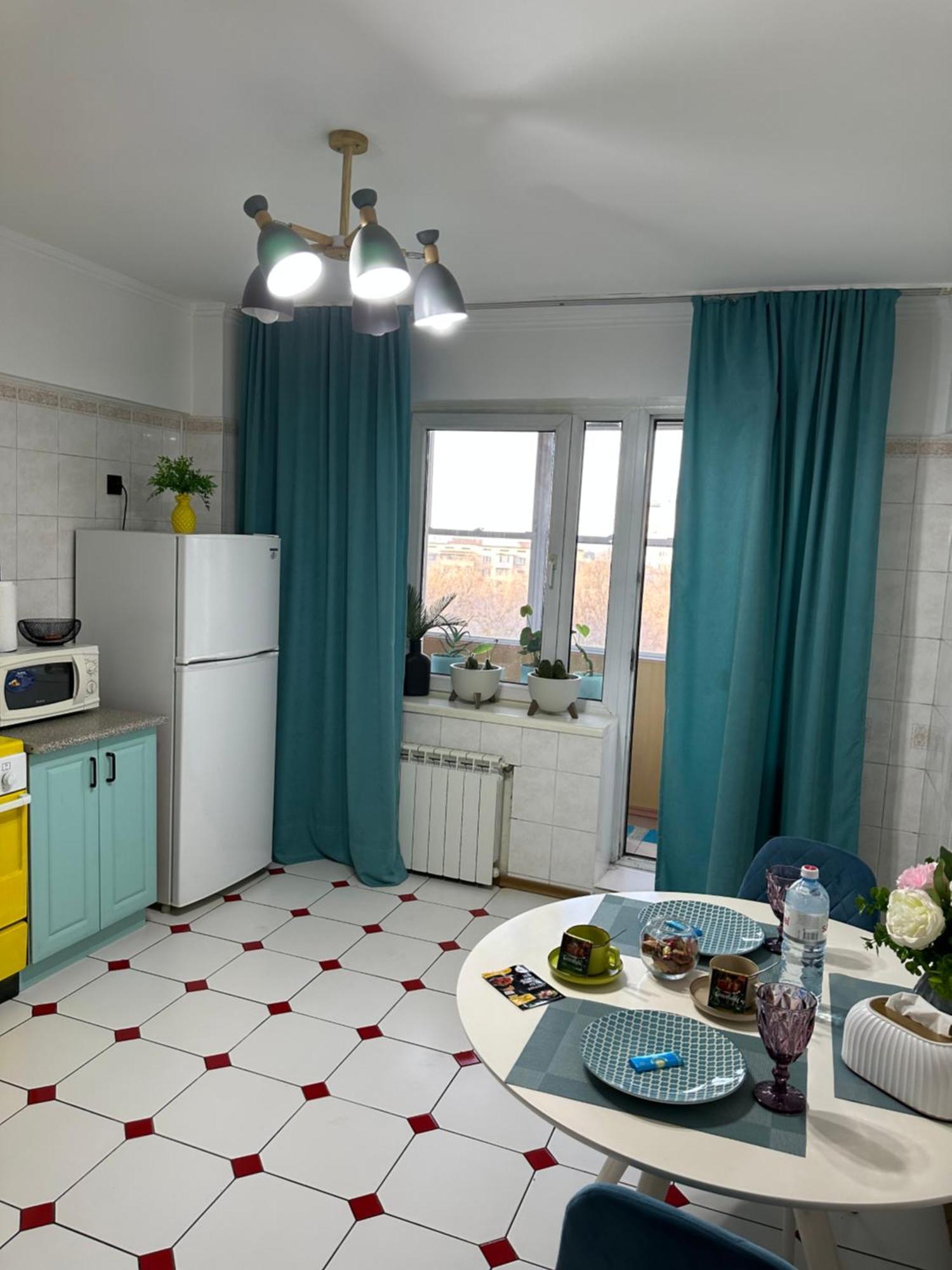 Apart 13 Алматы Экстерьер фото