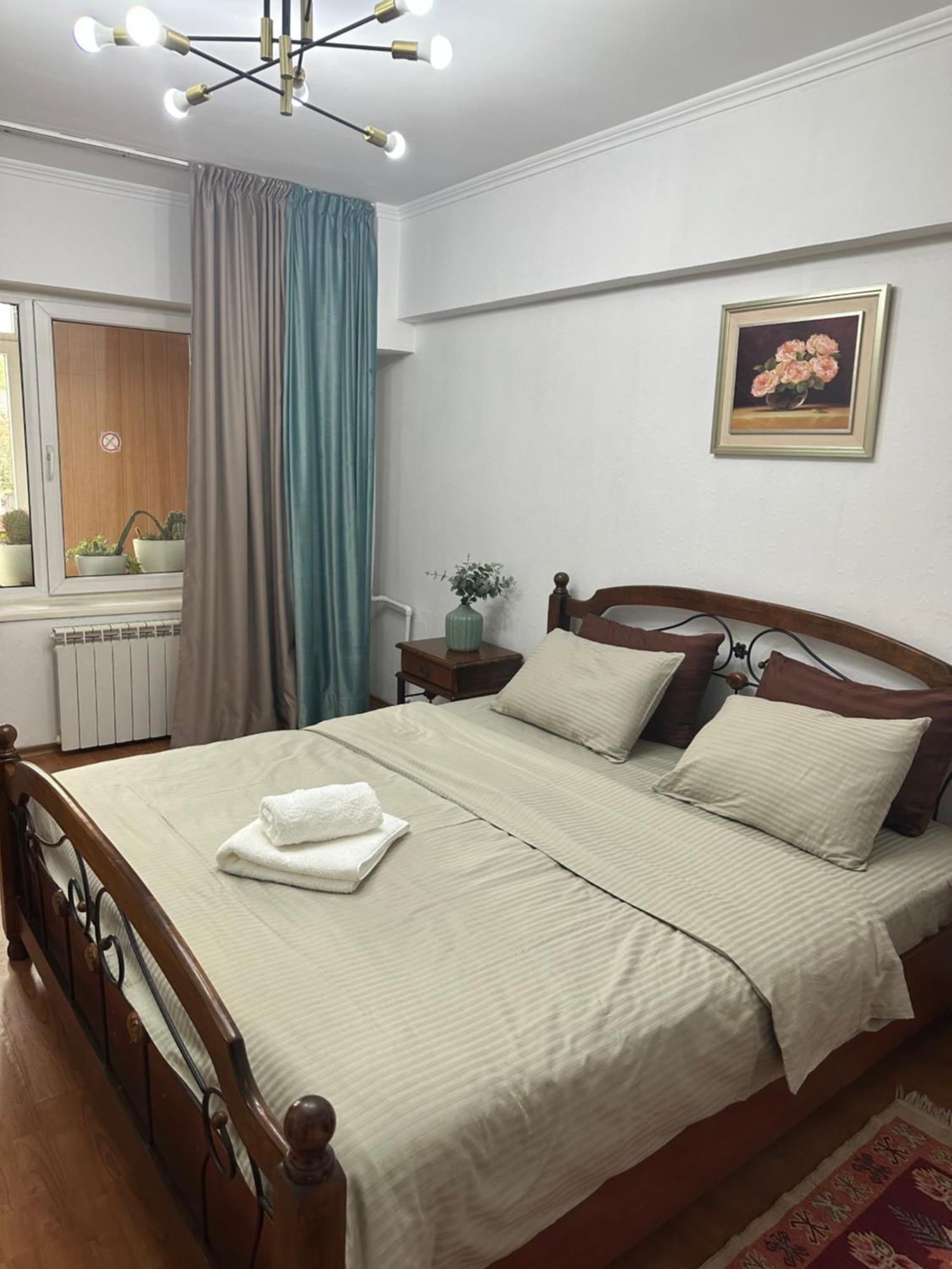 Apart 13 Алматы Экстерьер фото
