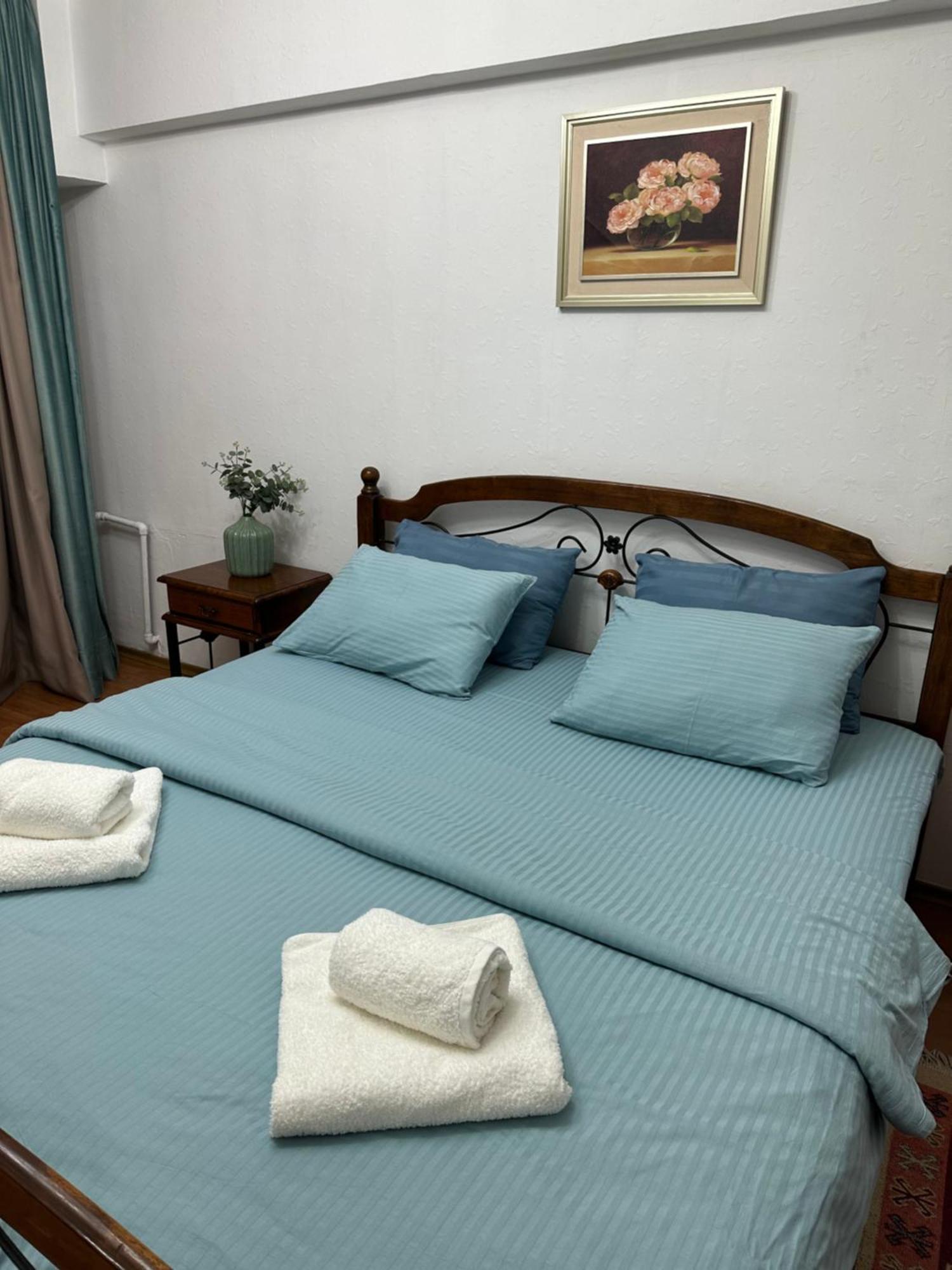 Apart 13 Алматы Экстерьер фото